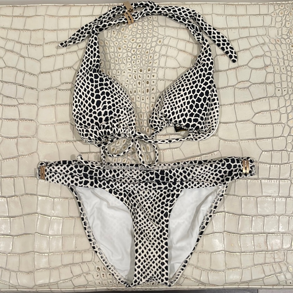 Vix Paula Hermanny Bia Tube Bathing Suit